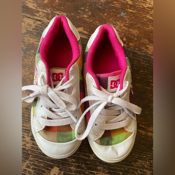 DC Chelsea Charm J Low Skate Shoe Pink Plaid Girls Size 11 - Picture 4 of 6
